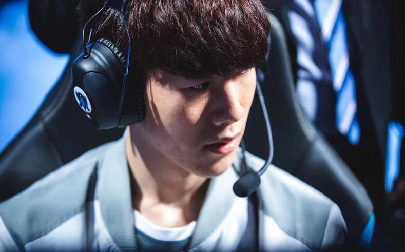 围发生了明 围发生了明