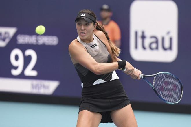 期与角色定 期与角色定